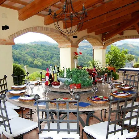 Villa & Farmhouse In Le Marche Sant'Angelo in Pontano