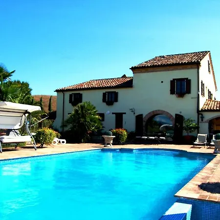 & Farmhouse In Le Marche * Sant'Angelo in Pontano