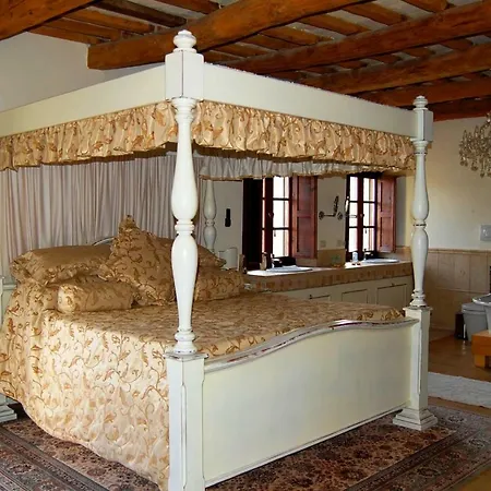 & Farmhouse In Le Marche * Sant'Angelo in Pontano
